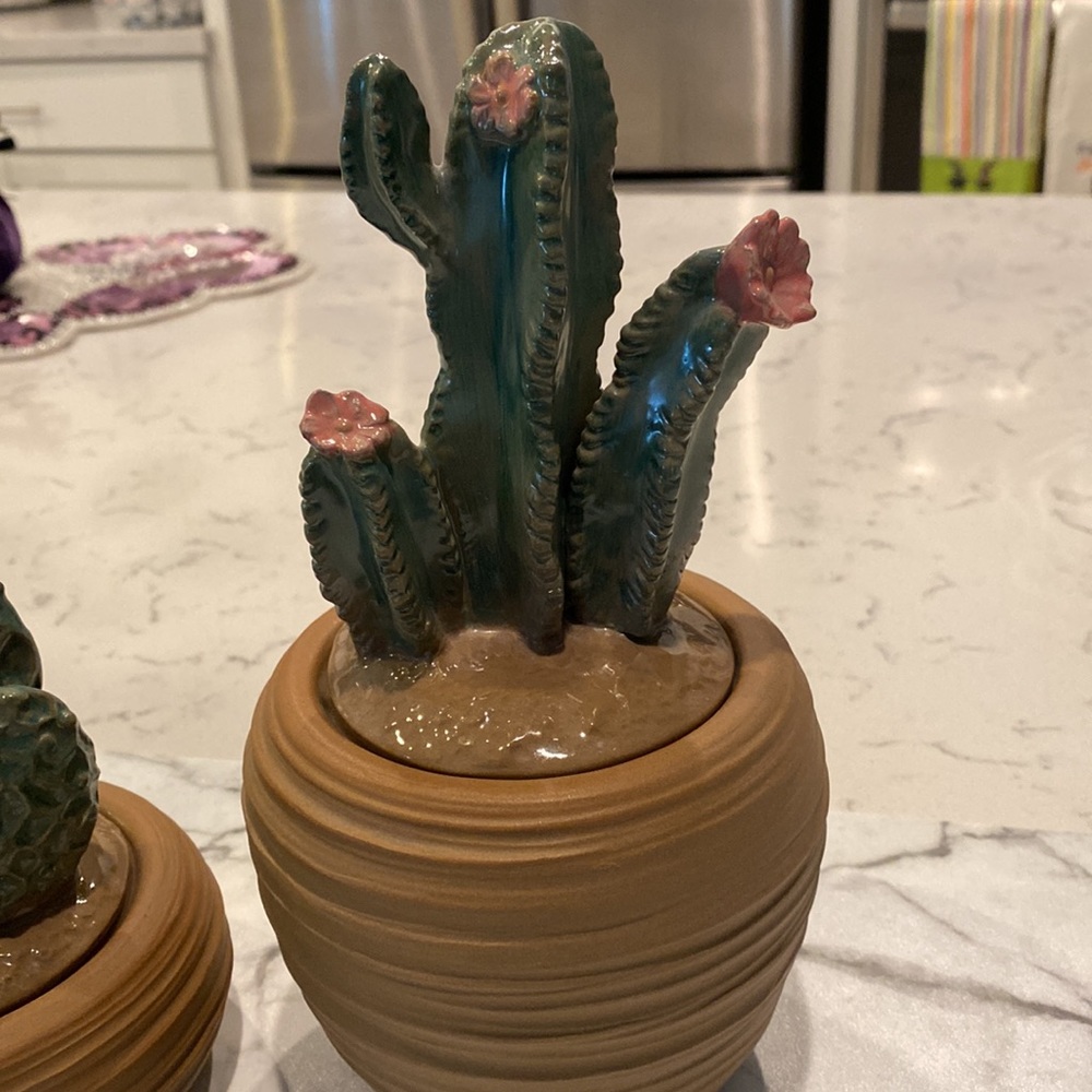 2 Fitz & Floyd Cactus Jars - Picture 2 of 5